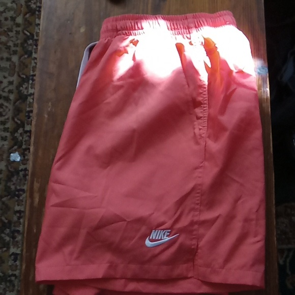 Running shorts - Picture 2 of 2
